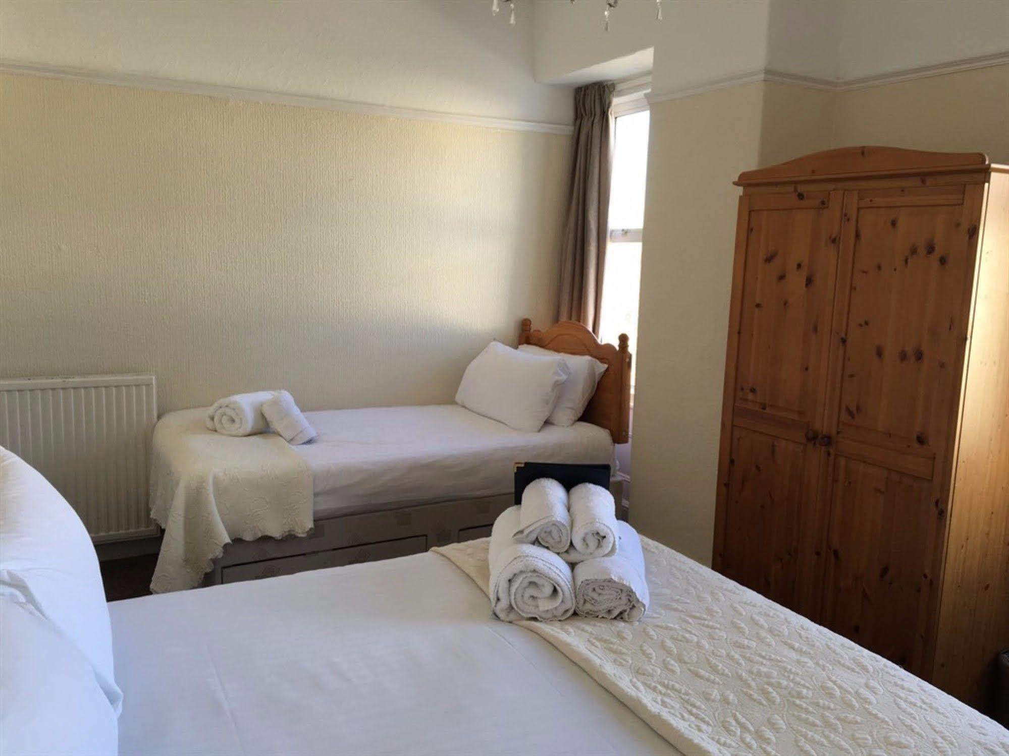 The Wylfa Hotel Abersoch Kültér fotó